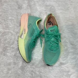 Nike Athletic Shoes in Mint Green and Peach
